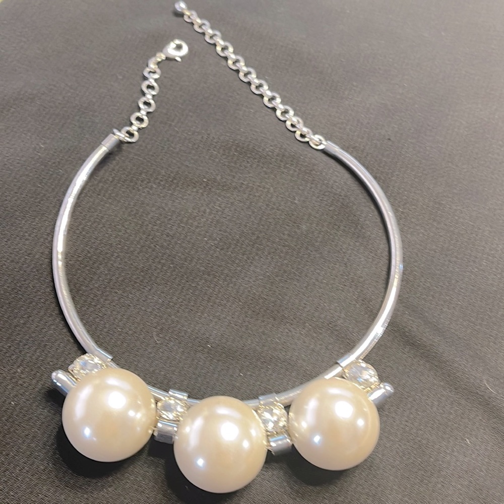 Pearl and rhinestone choker necklace